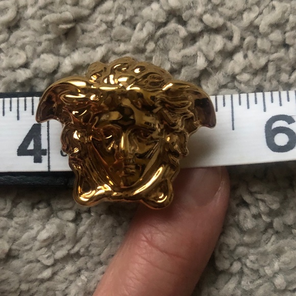 Authentic Versace La Medusa Leather Belt. - Picture 5 of 5